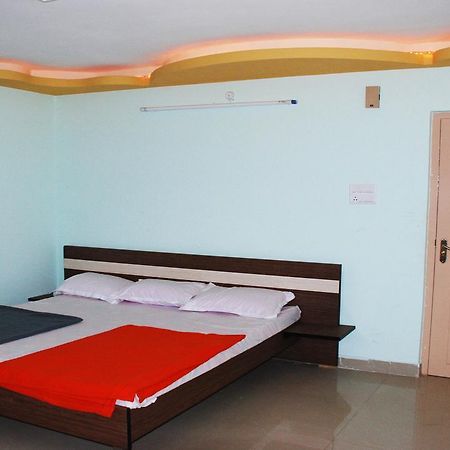 הוילה סריקאלהסטי Ramas Residency מראה חיצוני תמונה