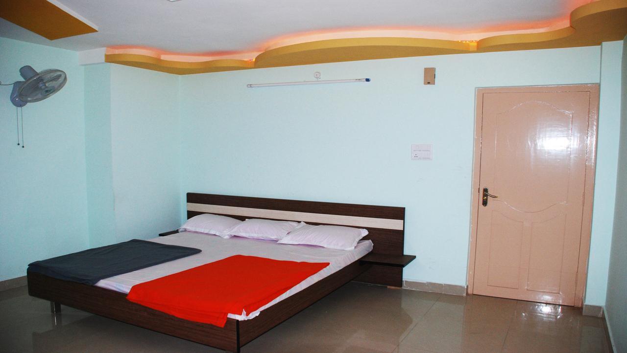 הוילה סריקאלהסטי Ramas Residency מראה חיצוני תמונה